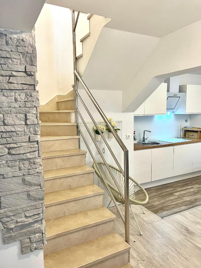 Holiday Home Maria One Minute From -Beach Zadar Buitenkant foto